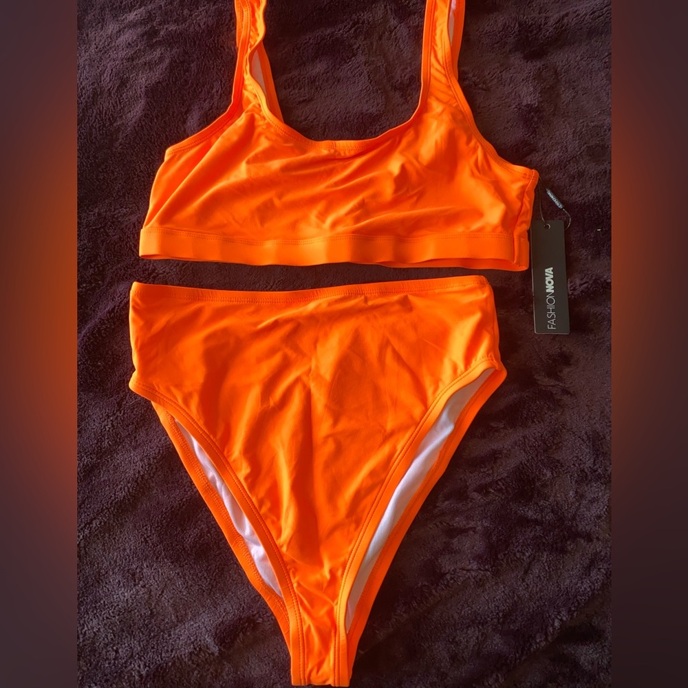 Fashion Nova Women 2 piece high waisted bikini set size large